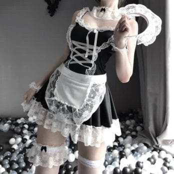 Maid Outfit Cosplay sehr kurz 4